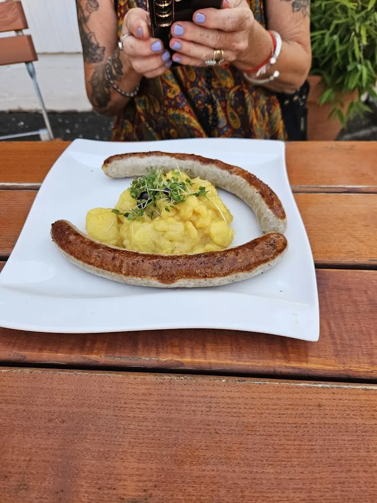 Chaos HQ_Restaurant Schiefer Turm_Kitzingen_review