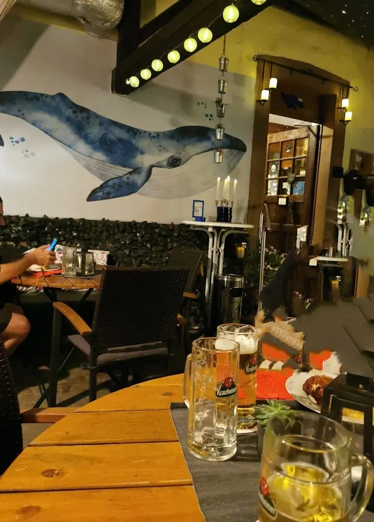 Michael Wilczek_Walfisch_Kitzingen_avis