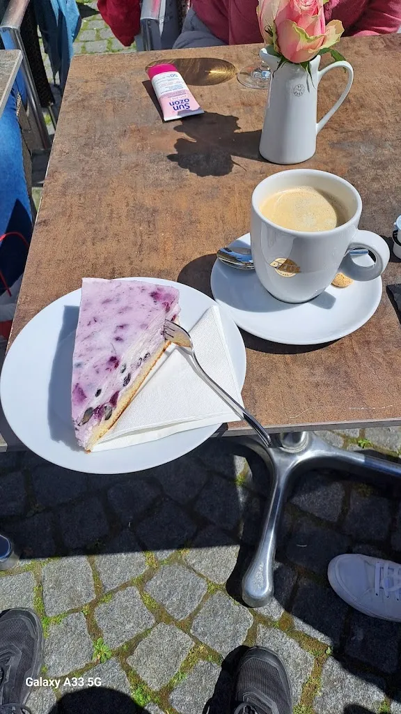 Hadde Fleck_Carmens Stadtcafe_Kitzingen_review