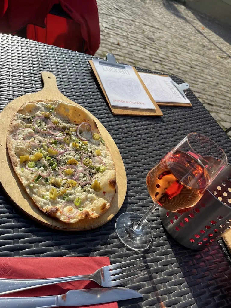 Matthias Männl_Vinothek & Vinobistro Luckert GbR_Main_review