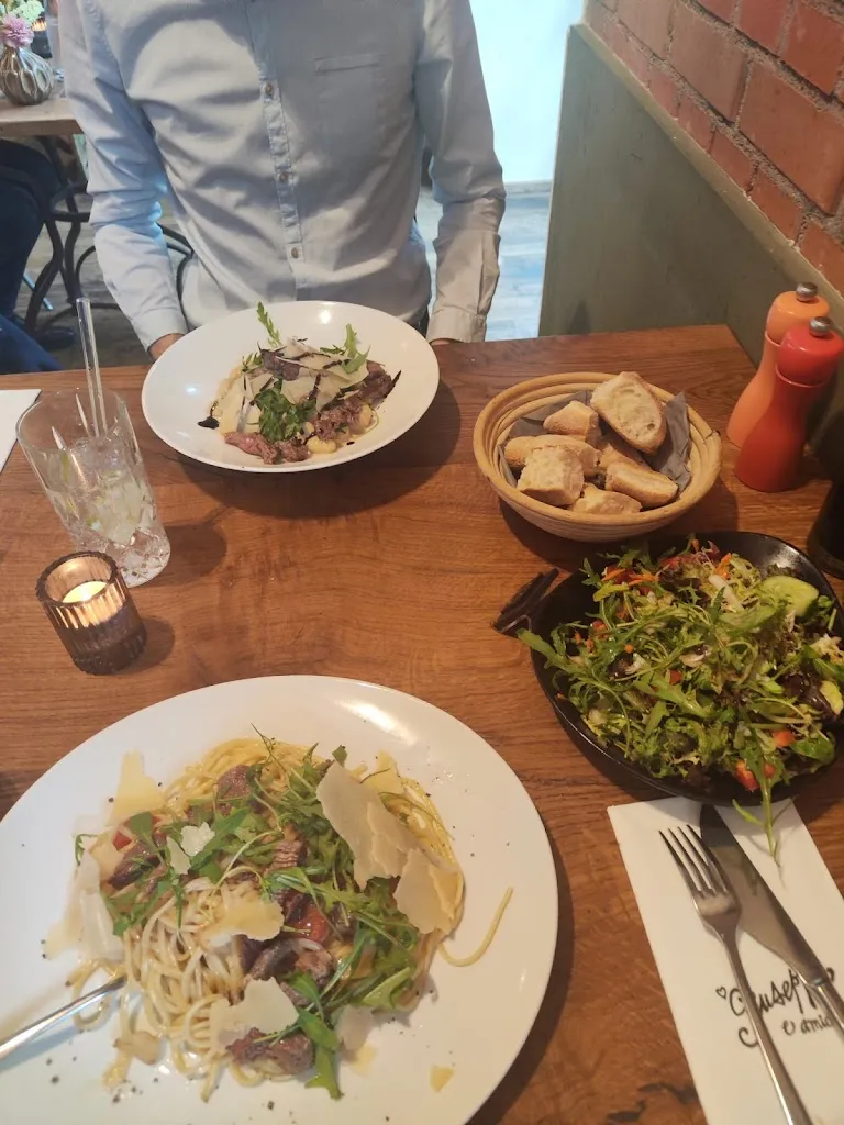 Mario Lackovic_Giuseppe e amici GmbH - Pizzeria_Kolbermoor_review