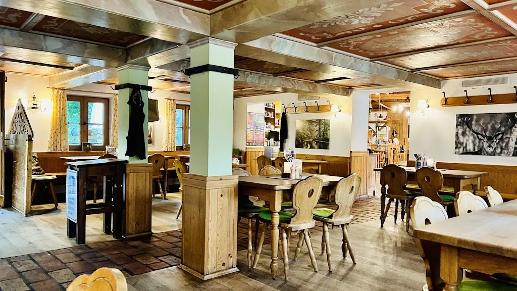Gaststätte Alter Wirt restaurant in Krailling