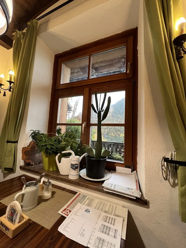 Yuliya Safina_Hotel und Restaurant Karwendelblick_See_review