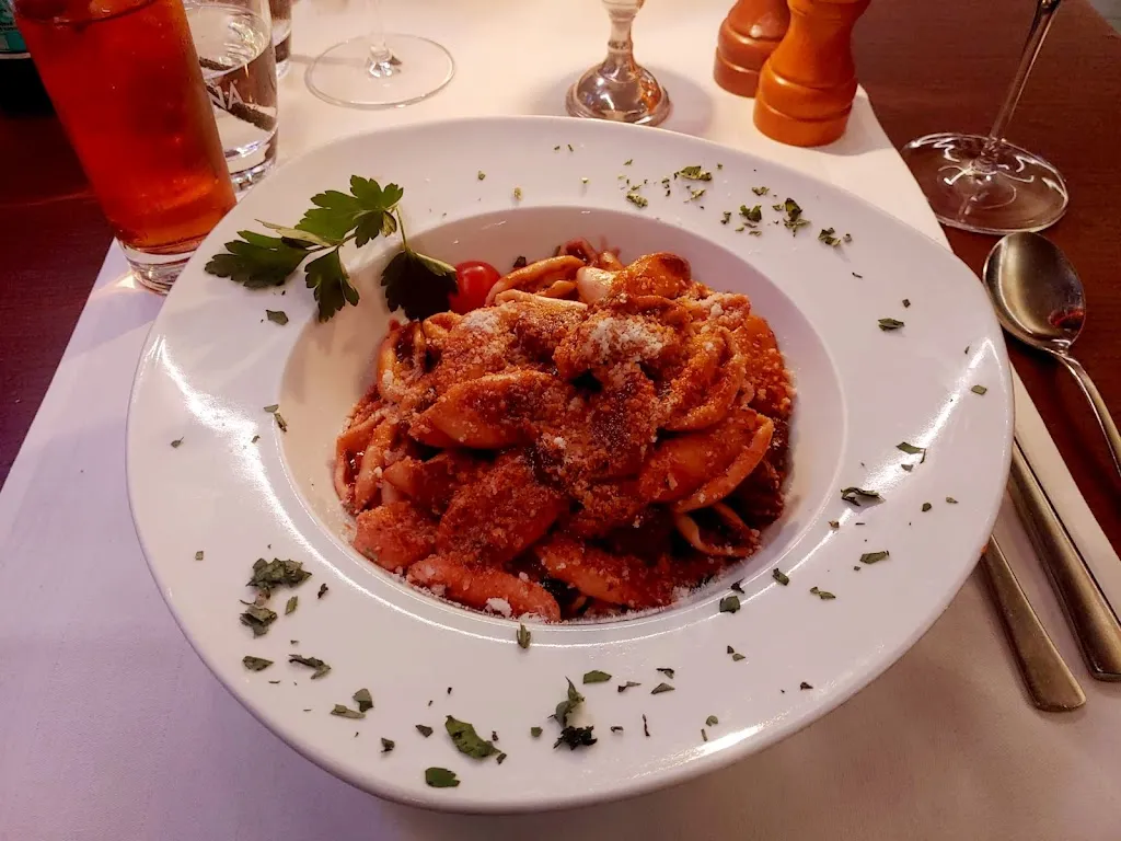 André Burkhardt_La Pineta_See_review