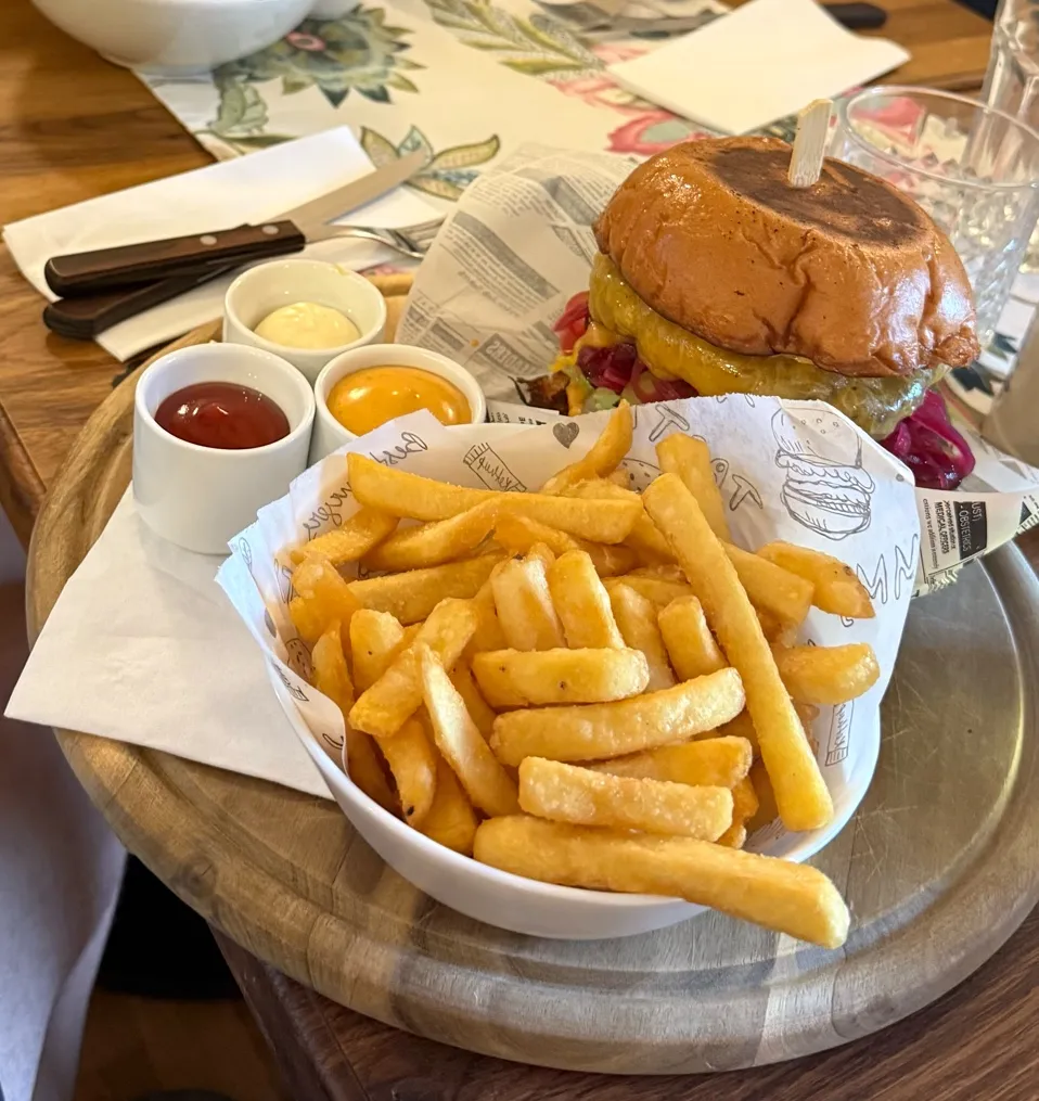 Tobias Kowalski_Berg Blick Restaurant_See_review