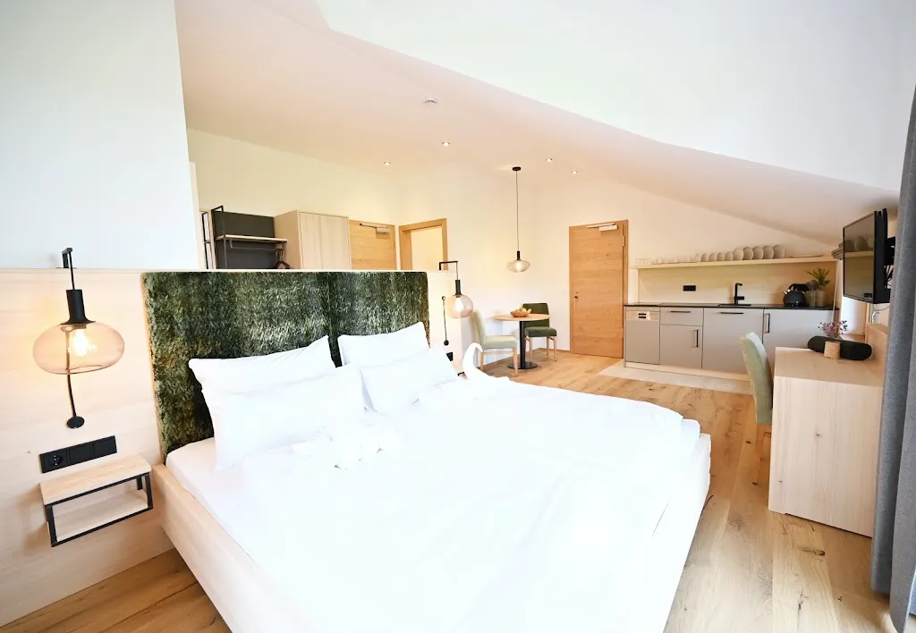 Danner Hof_See_slider_image_3