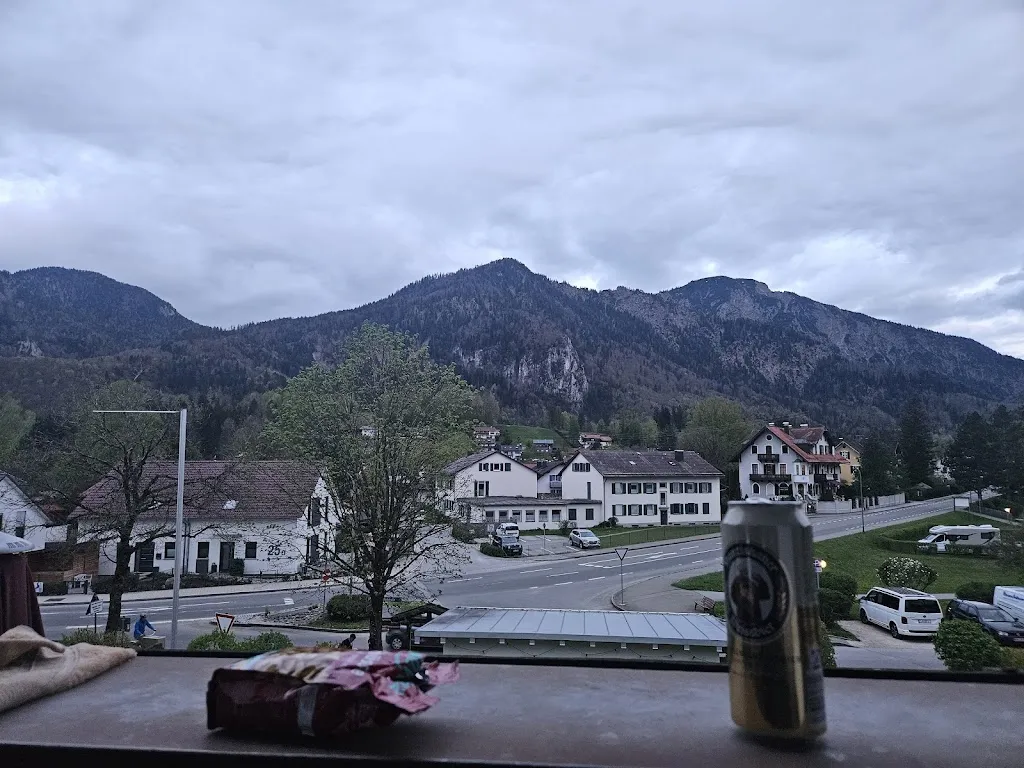 Rohit Upadhyay_DasBergBlick_See_review