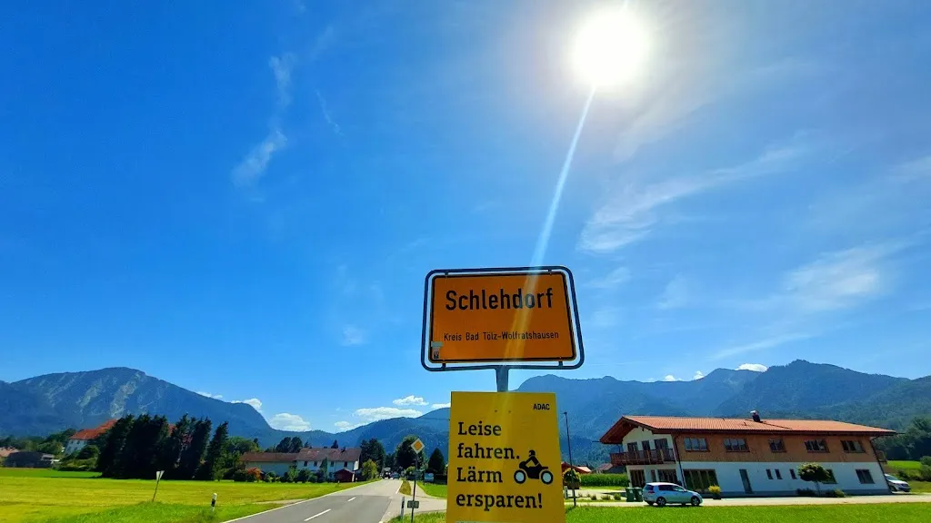 Mario Krause_Schlehdorf am Kochelsee_Schlehdorf_review