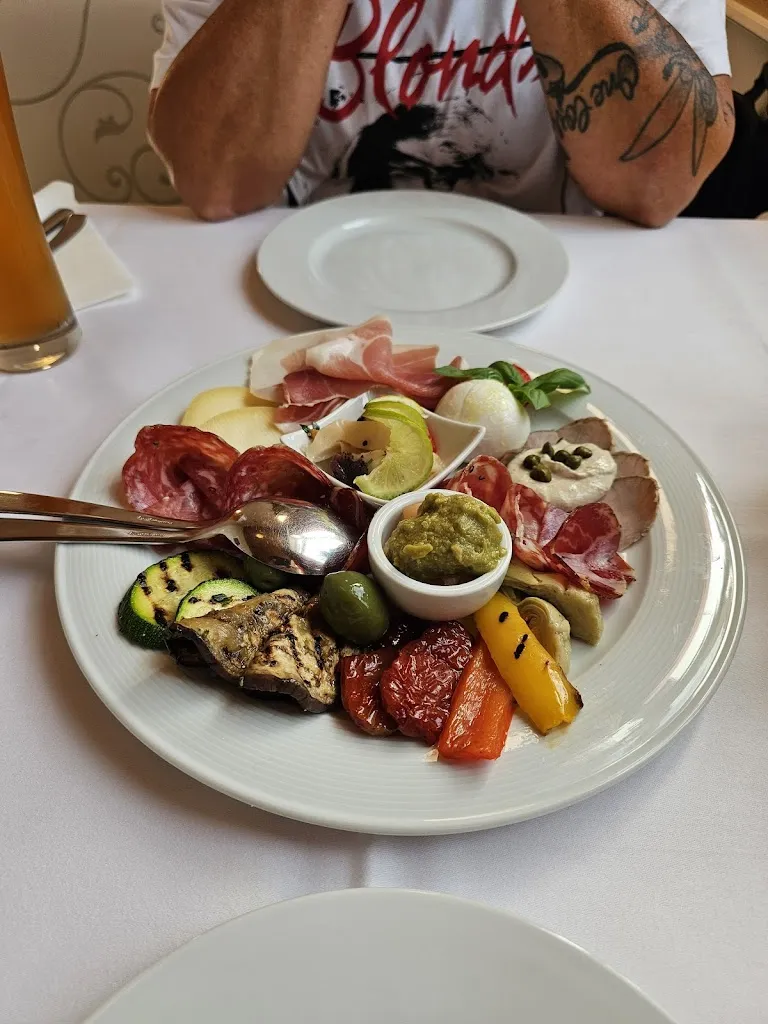 Mario Marino Bei Mario -Spaghettihaus-_Backnang_slider_image_3