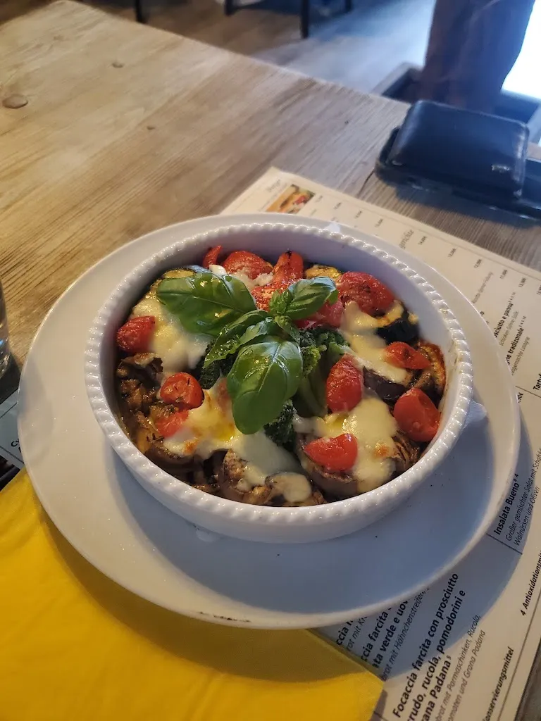 Bueno Food & Drinks_Backnang_slider_image_2