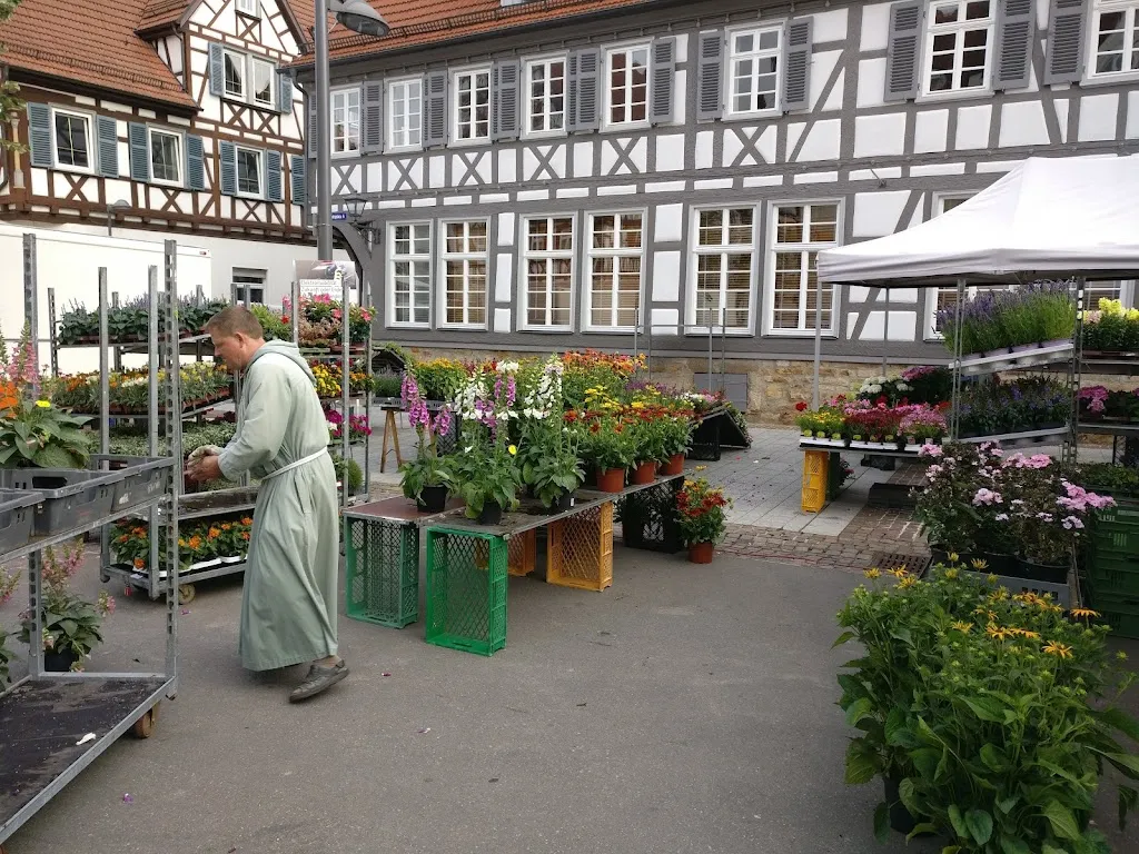 Nadav Dafni_Stadthotel Waldhorn | Restaurant Holz & Feuer_Teck_recensione