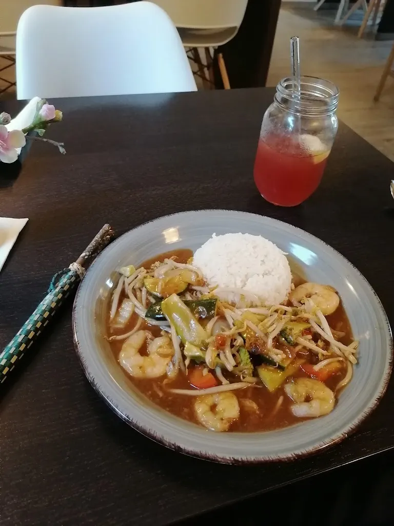 Dawid Wróbel_Umami Hasu_Teck_review