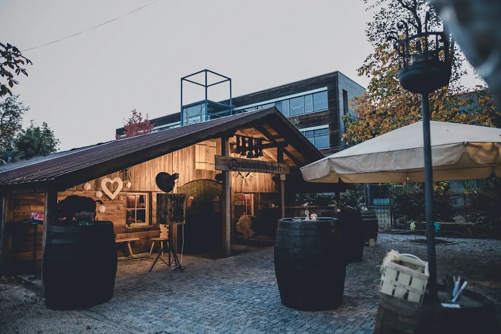 Kirchheimer Hirschgarten_Teck_slider_image_1