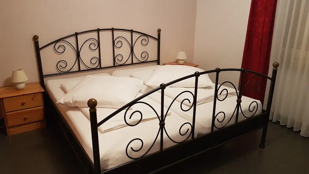 Gasthof Ratstube Ötlingen restaurant in Teck