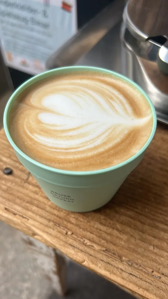 Ramy Gabriel_BuchCafé AROMA_Teck_review