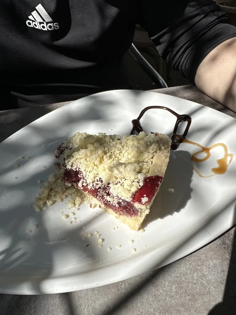 Renate_Cafe Tass_Teck_review