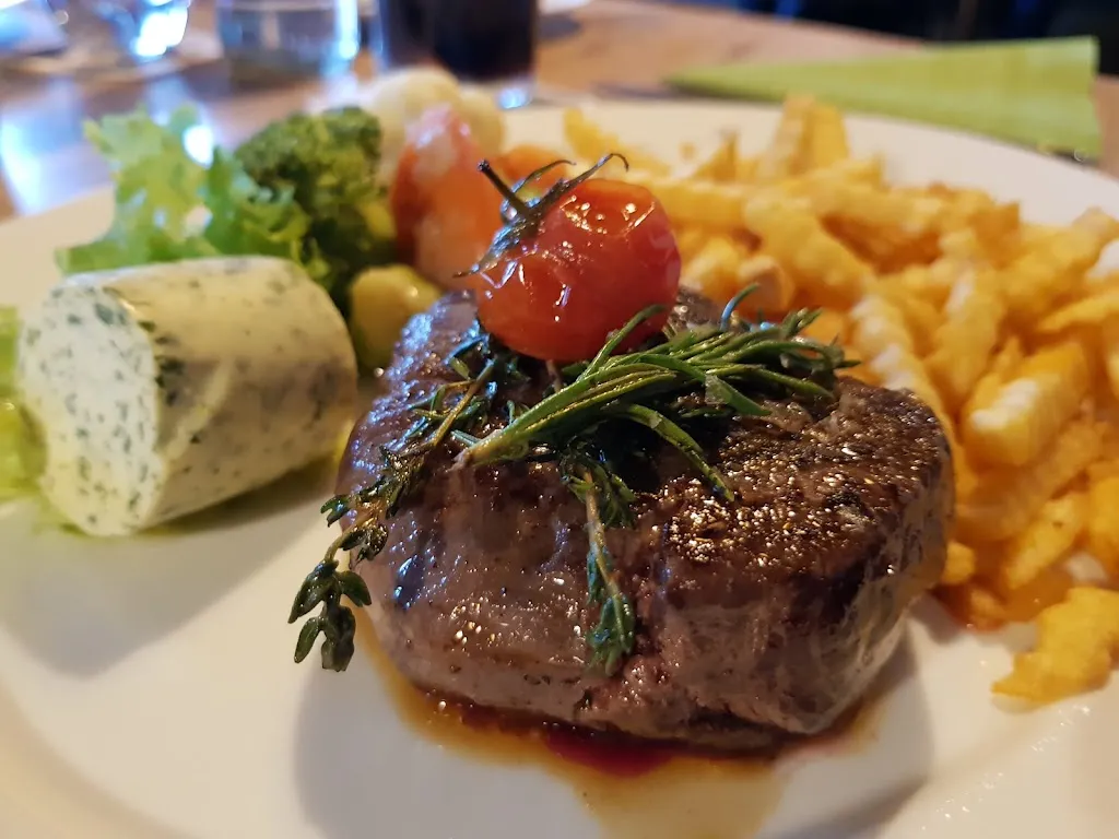 Menu_Berg-Gasthof Hötzelein GmbH &. Co. KG_Kunreuth_image_6