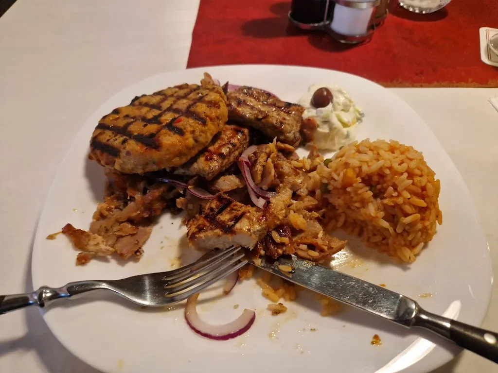 Taverne bei Jeorgo - Gasthaus Zur Linde_Kunreuth_slider_image_3