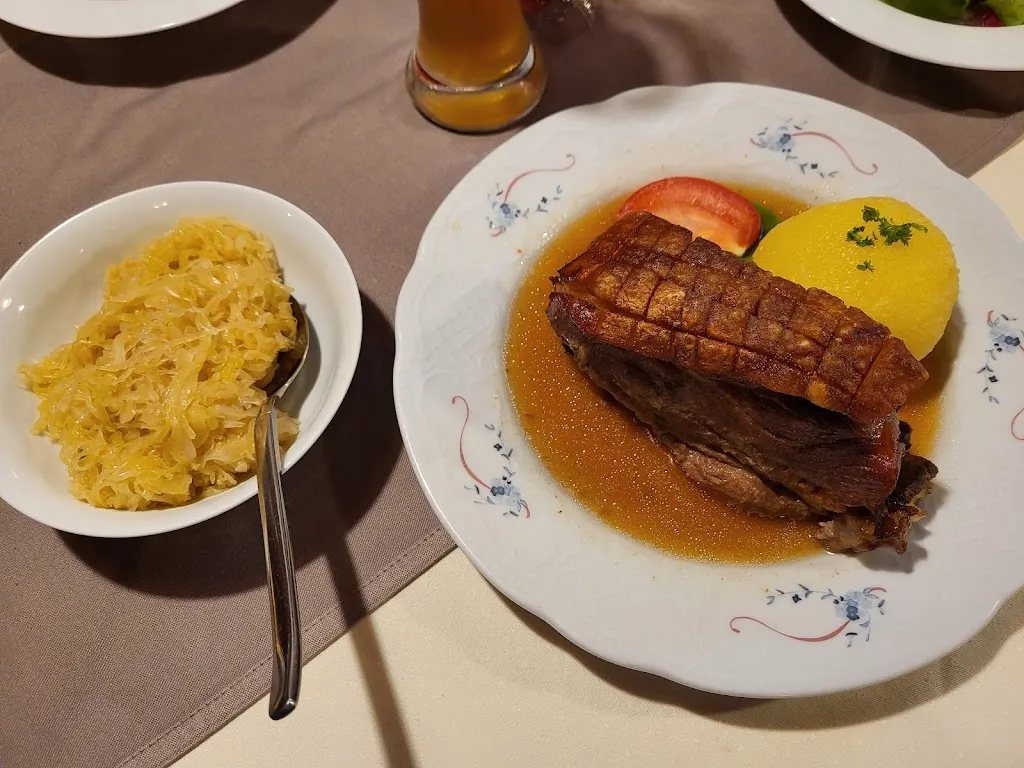 Gasthaus zum Schloss_Kunreuth_slider_image_2