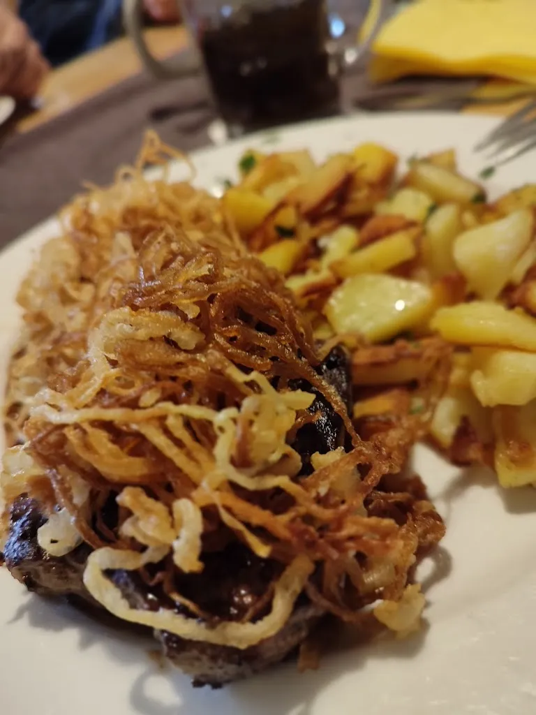 Max Hodyra_Griabige Pizzastubn_Hunding_review