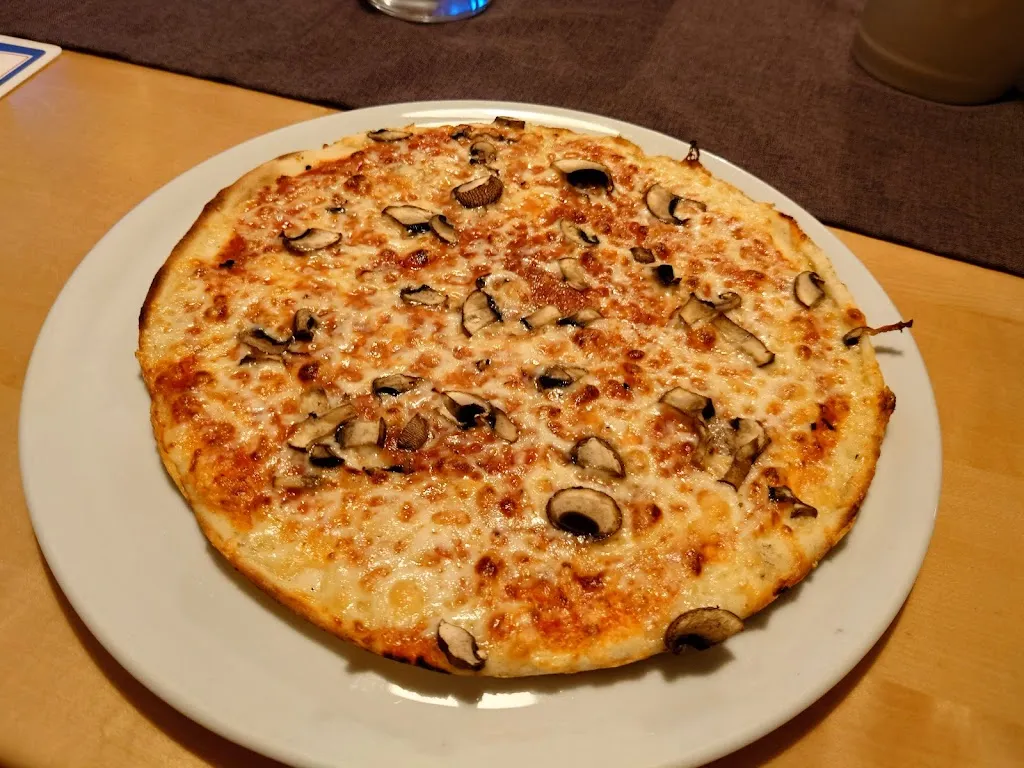 Griabige Pizzastubn_Hunding_slider_image_3