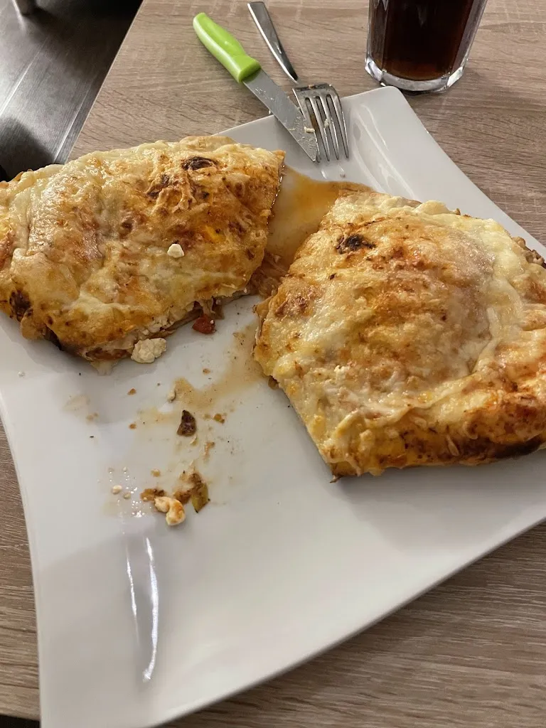 Menu_Pizza Laing_Lalling_image_5