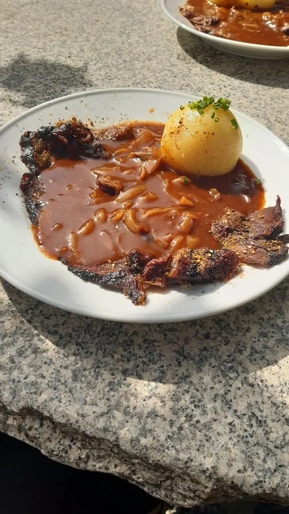 Ursula Preussner_Ausflugsgaststätte Burg Saalenstein - S. u. E. Hildebrand_Köditz_recensione