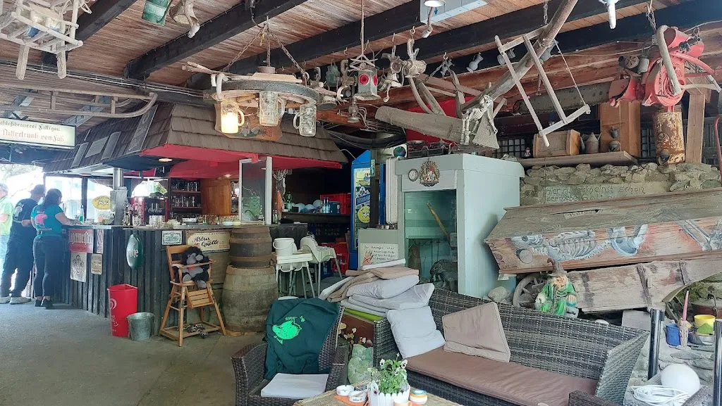 Ausflugsgaststätte Burg Saalenstein - S. u. E. Hildebrand_Köditz_slider_image_3