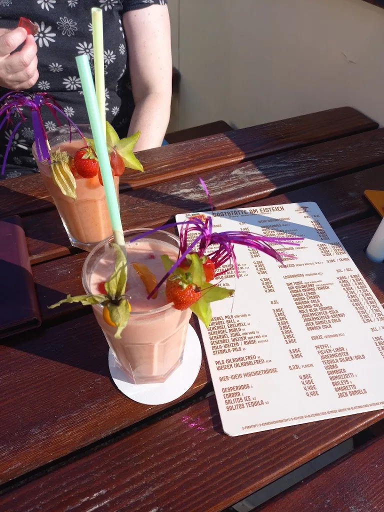 Menu_Gaststätte am Eisteich - Rockwerk Kneipe und Sonnendeck_Hof_image_3