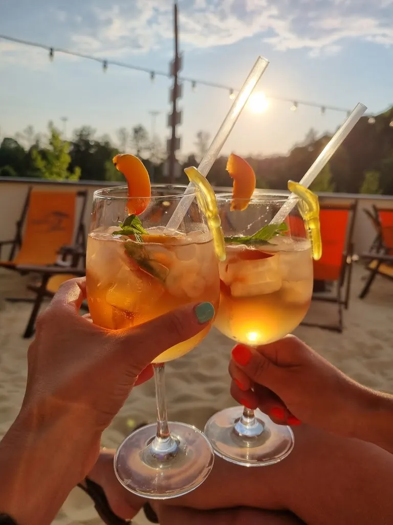 Menu_Gaststätte am Eisteich - Rockwerk Kneipe und Sonnendeck_Hof_image_5