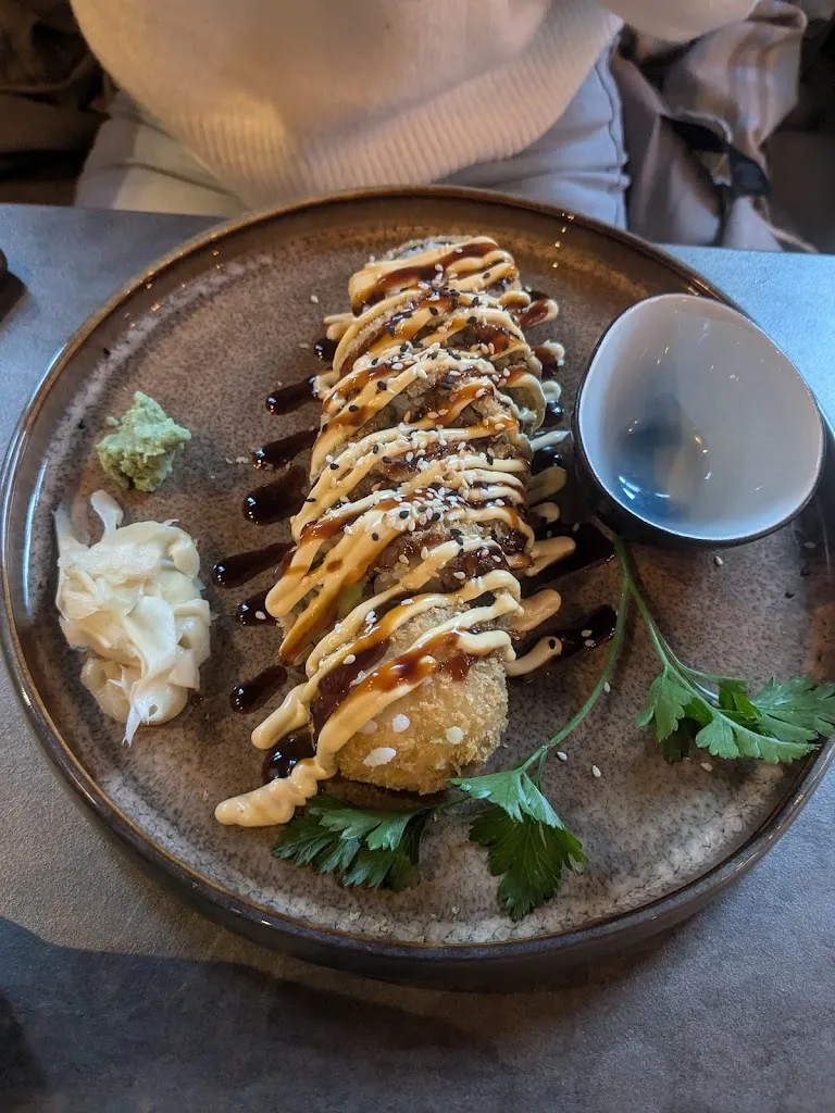 Ho Kitchen & Bar__slider_image_3