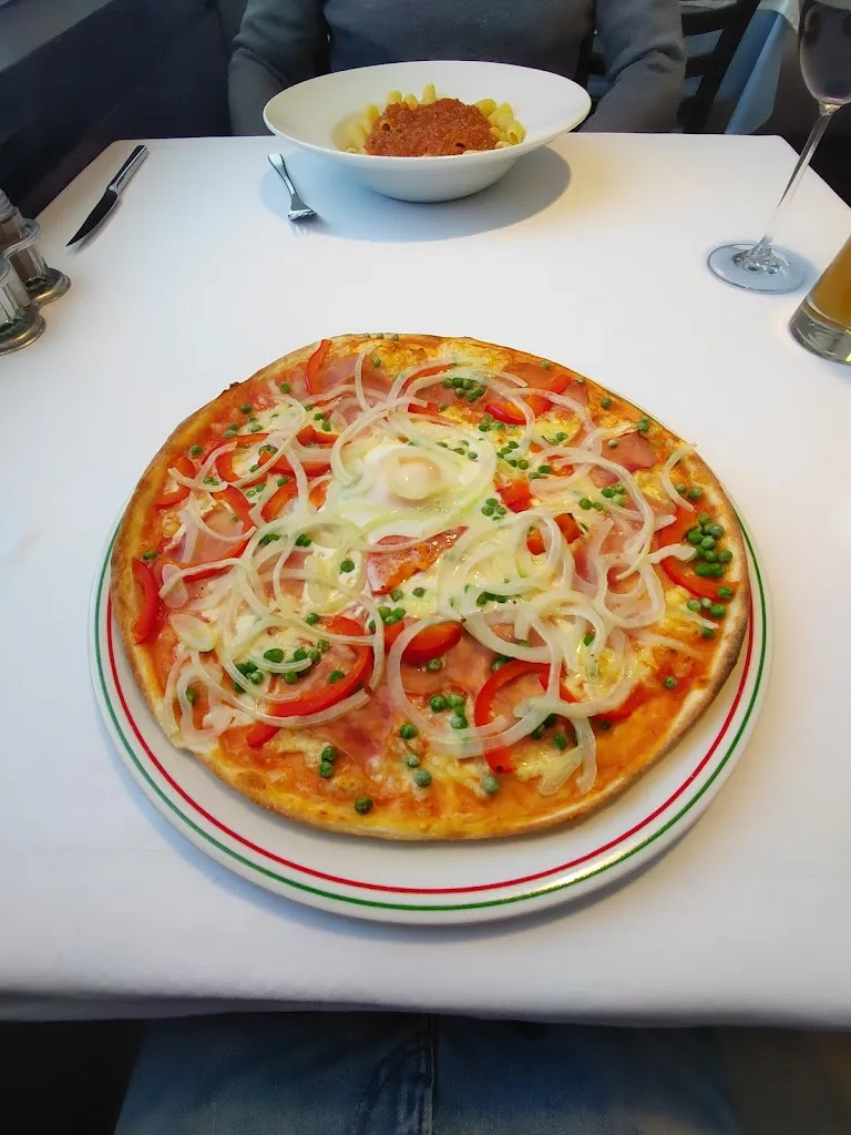 Michael Kah_Pizzeria Felice_(Schwaben)_review