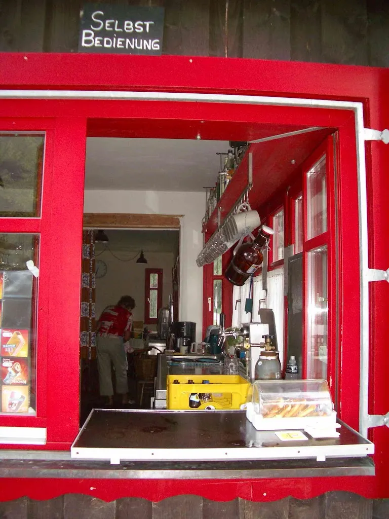 Glenny Benny_Radlbahnhof Theuern - Bernhard Janner-Reis_Kümmersbruck_review