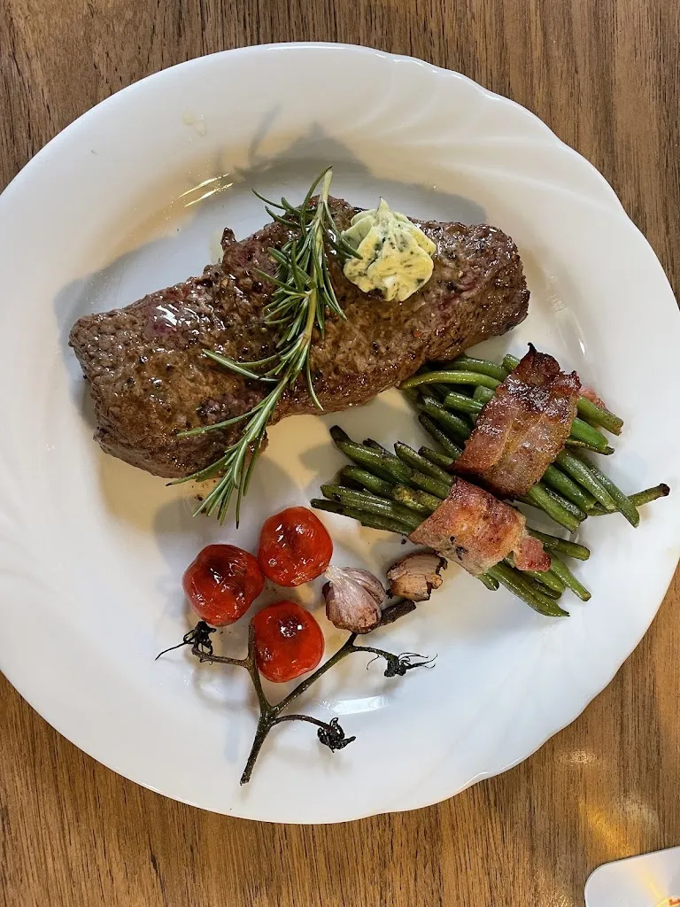 Wolke_Grafen Pilsstube_Buchau_recensione