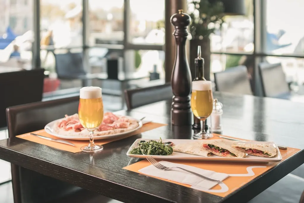 Lago Lounge - Bar & Lounge Marina Lachen_Lachen_slider_image_2