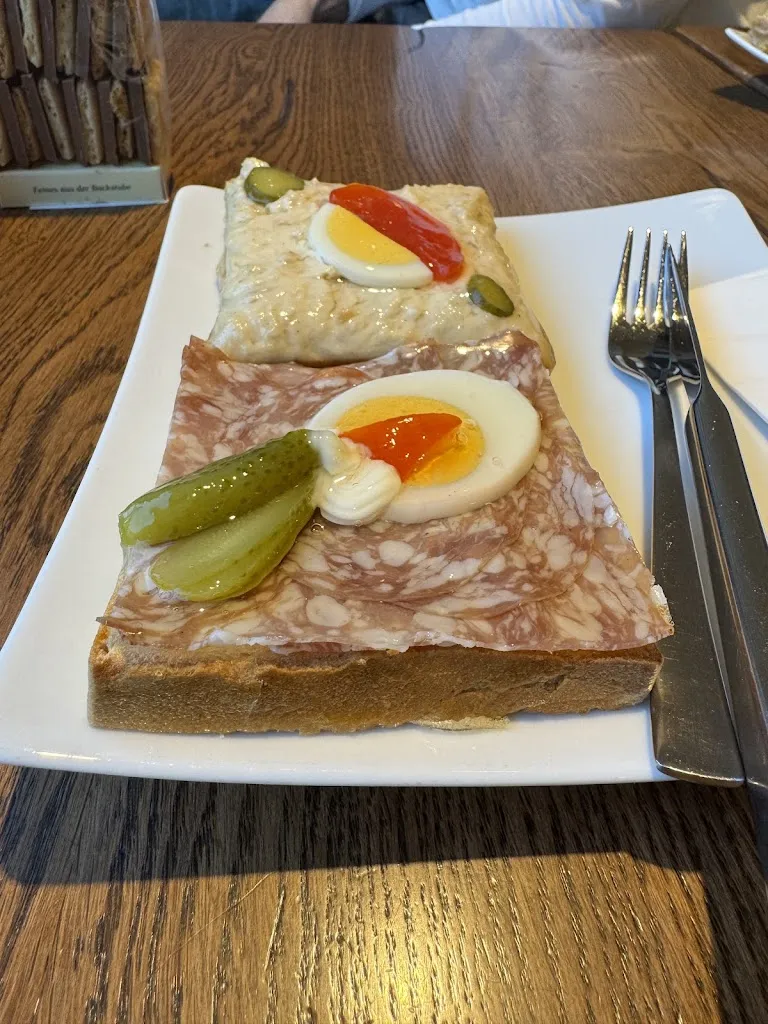 Monique Moretti_Bäckerei Konditorei Knobel_Lachen_recensione