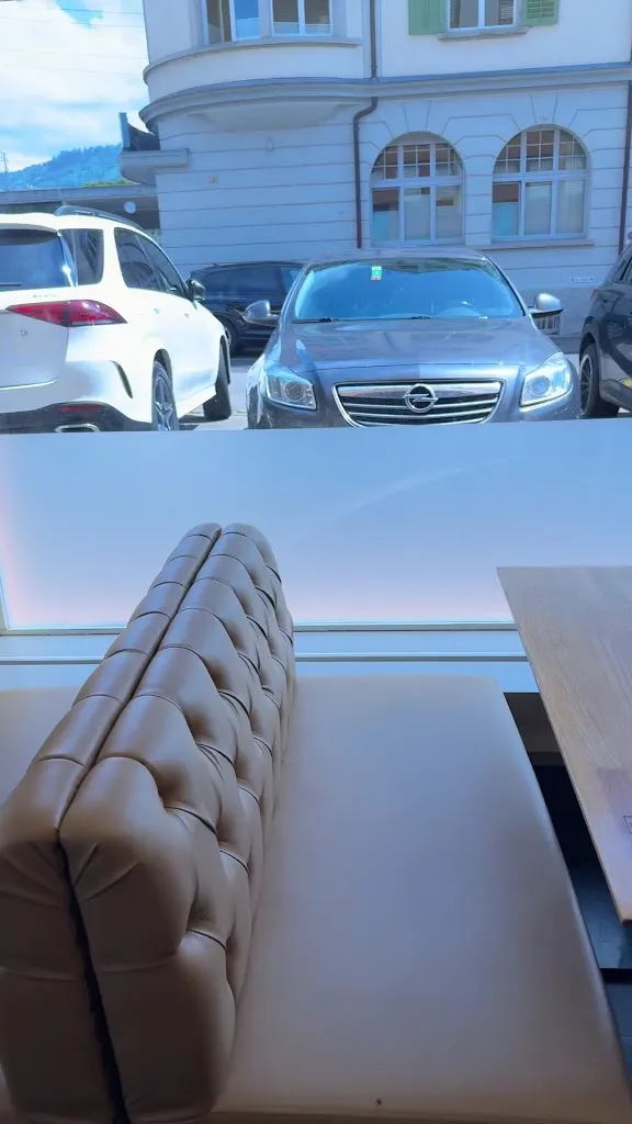 Safran's_Lachen_slider_image_2