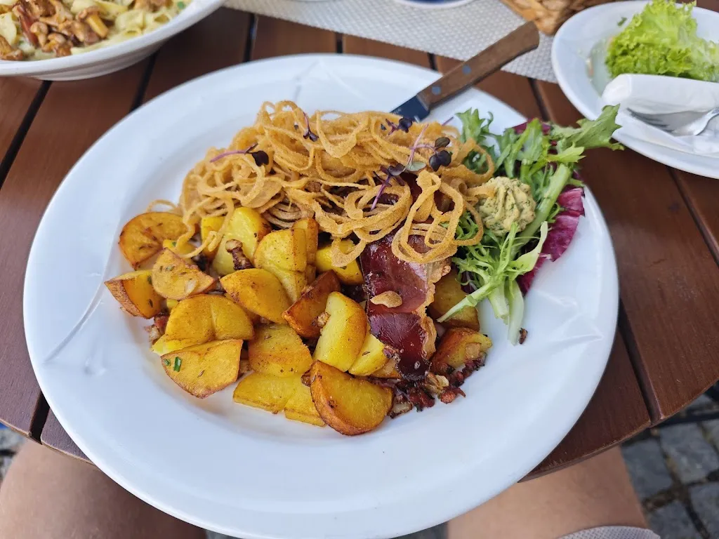 Mojmír Vaníček_Gasthof Huberbräu_Langquaid_review