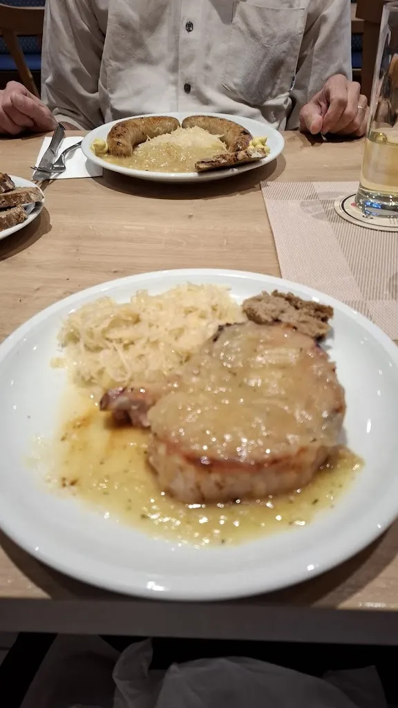 Gaststätte Brückner Hans Werner GmbH_Laufach_slider_image_3