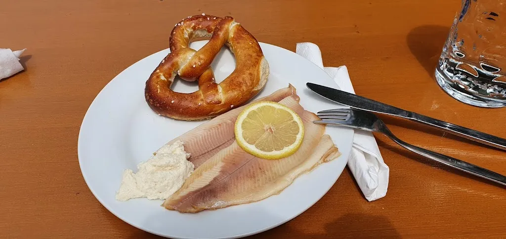 Lechgarten Biergarten_Lech_slider_image_3