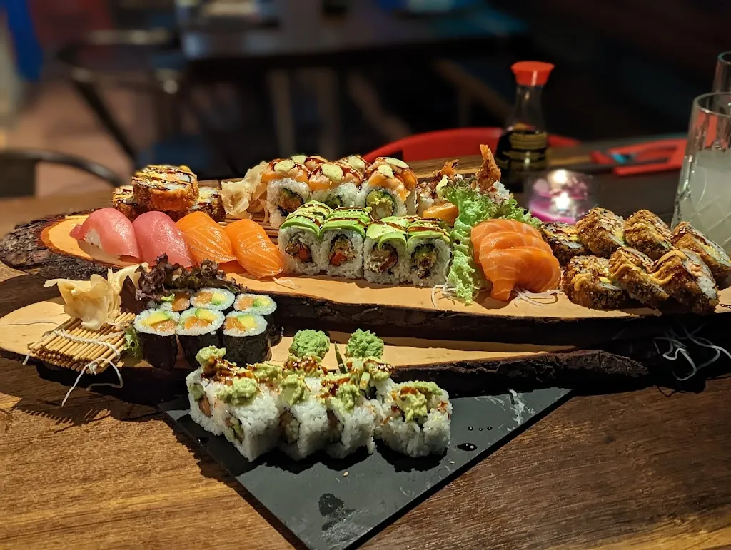 Koi Kitchen_Lech_slider_image_3