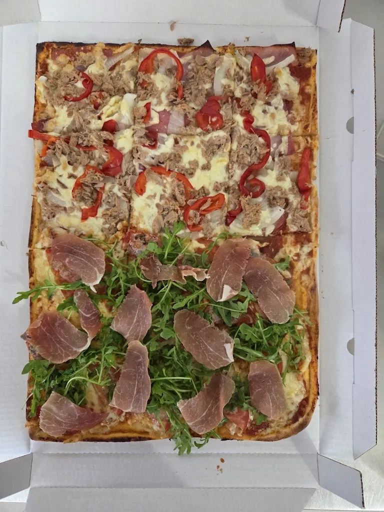 City Pizza Landsberg am Lech_Lech_slider_image_3