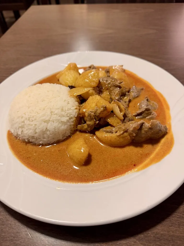 Alexis Pulido_Dao’s Thai - Bayerische Gaststätte_Lech_reseña