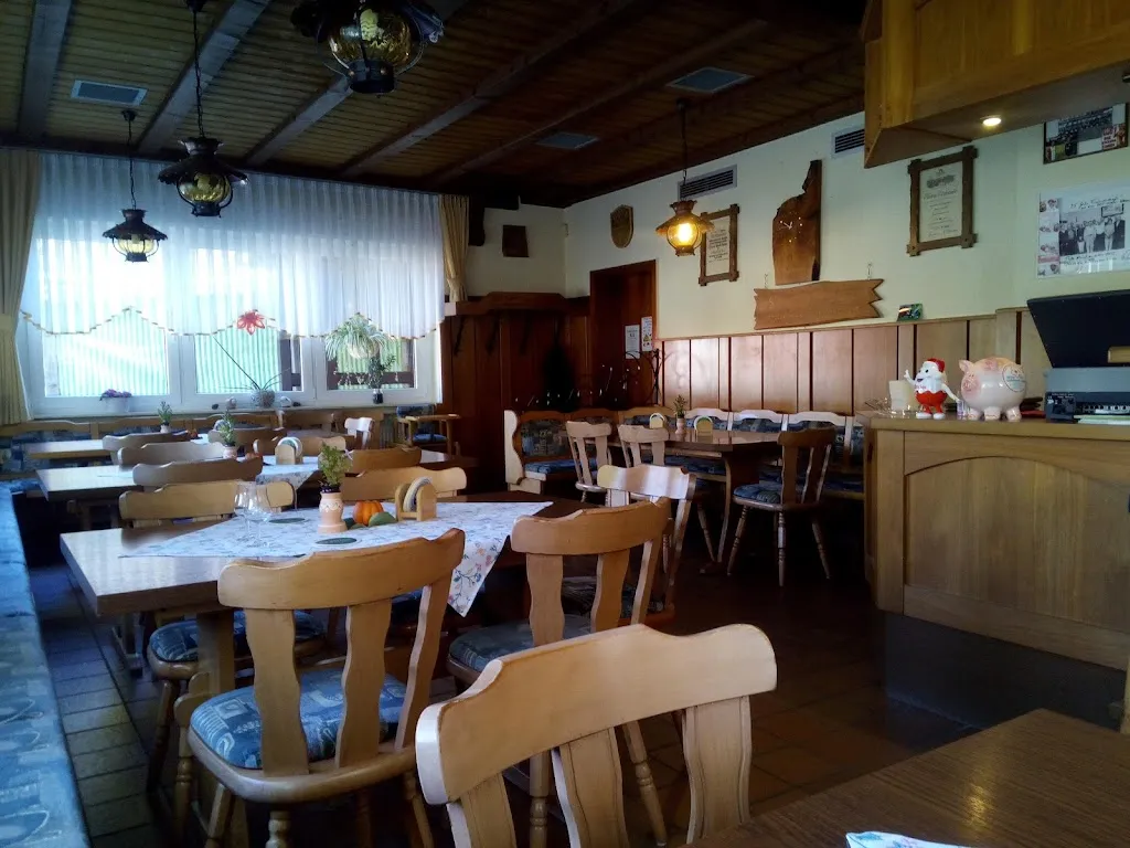 Zur Linde restaurant in (Odenwald)