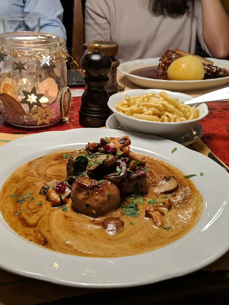 Simon Gerard_Altes Rathaus_Pegnitz_review