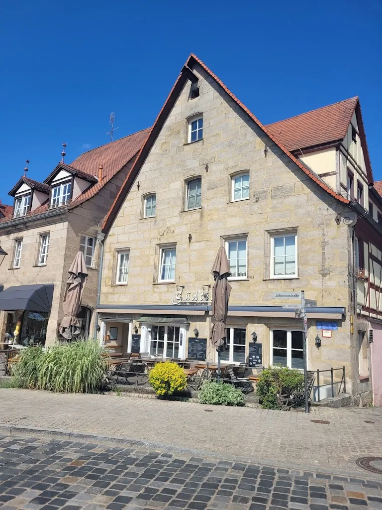 Südlich Cafe Restauration Pizzeria_Pegnitz_slider_image_3