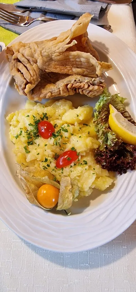 O. М._Schwarzer Adler_Leinburg_review