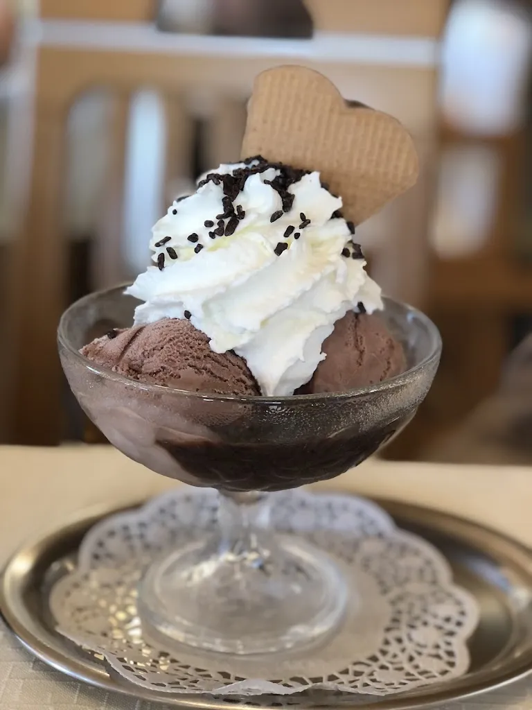 Schwarzer Adler_Leinburg_slider_image_2