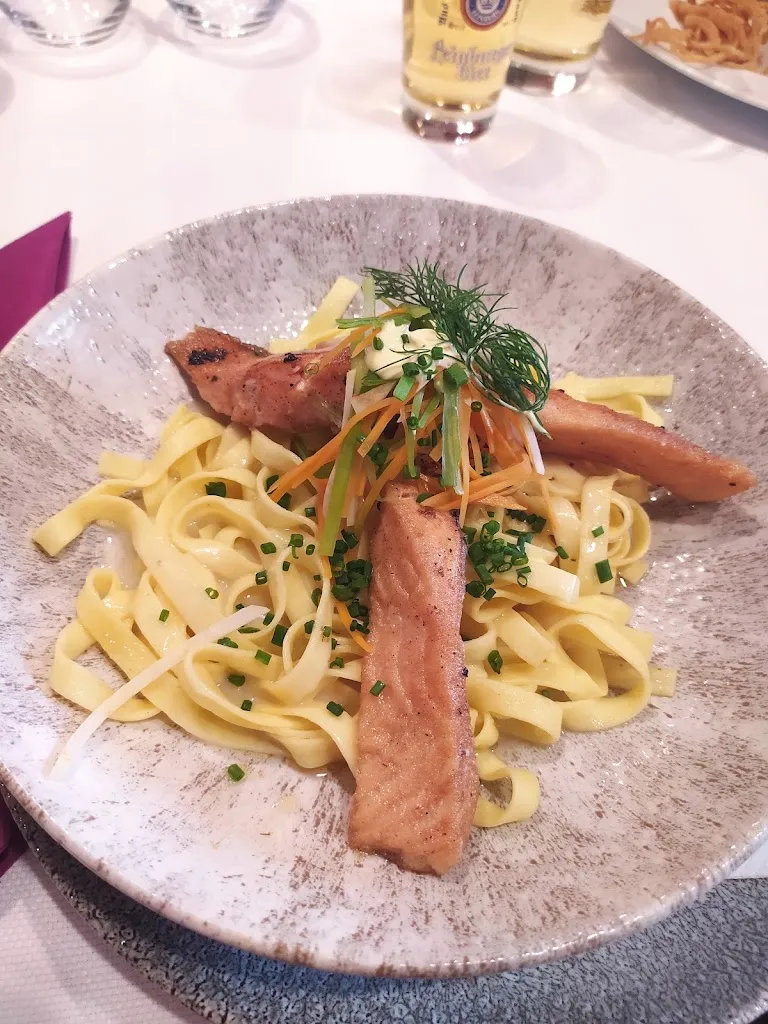 Dieu Tran (Dieunik)_Hotel & Restaurant Distlerhof GmbH_Leinburg_review