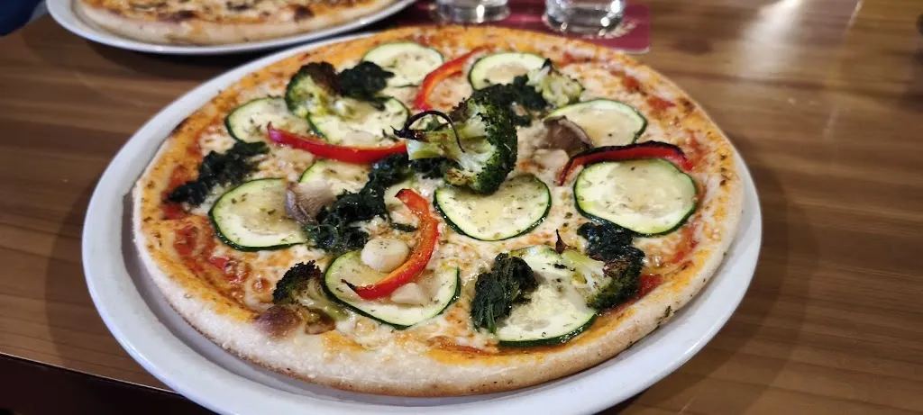 Menu_Restaurant Pizzeria Flucken_Maierhöfen_immagine_5